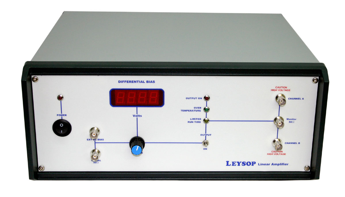 High voltage amplifier for driving electro-optic modulators